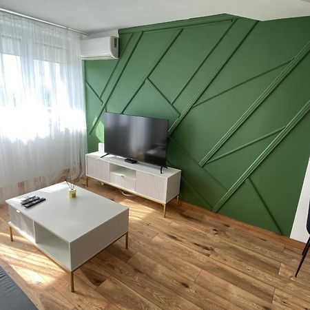 Nicestaypoland Z Widokiem คาโตวีตเซ ภายนอก รูปภาพ